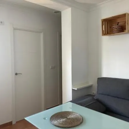 公寓 Apartamento Reina Mercedes Centro-playa *